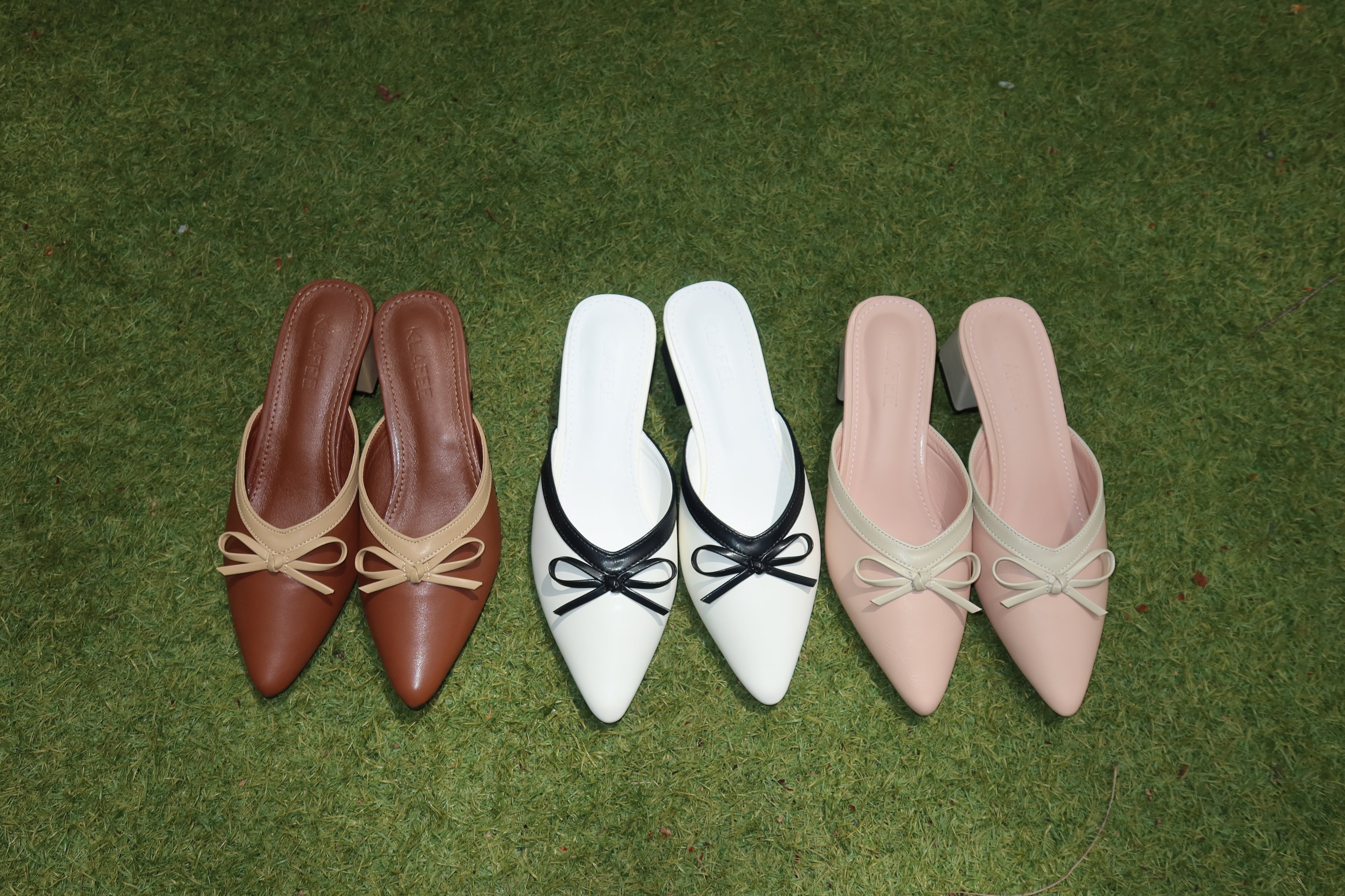 Kelly mules