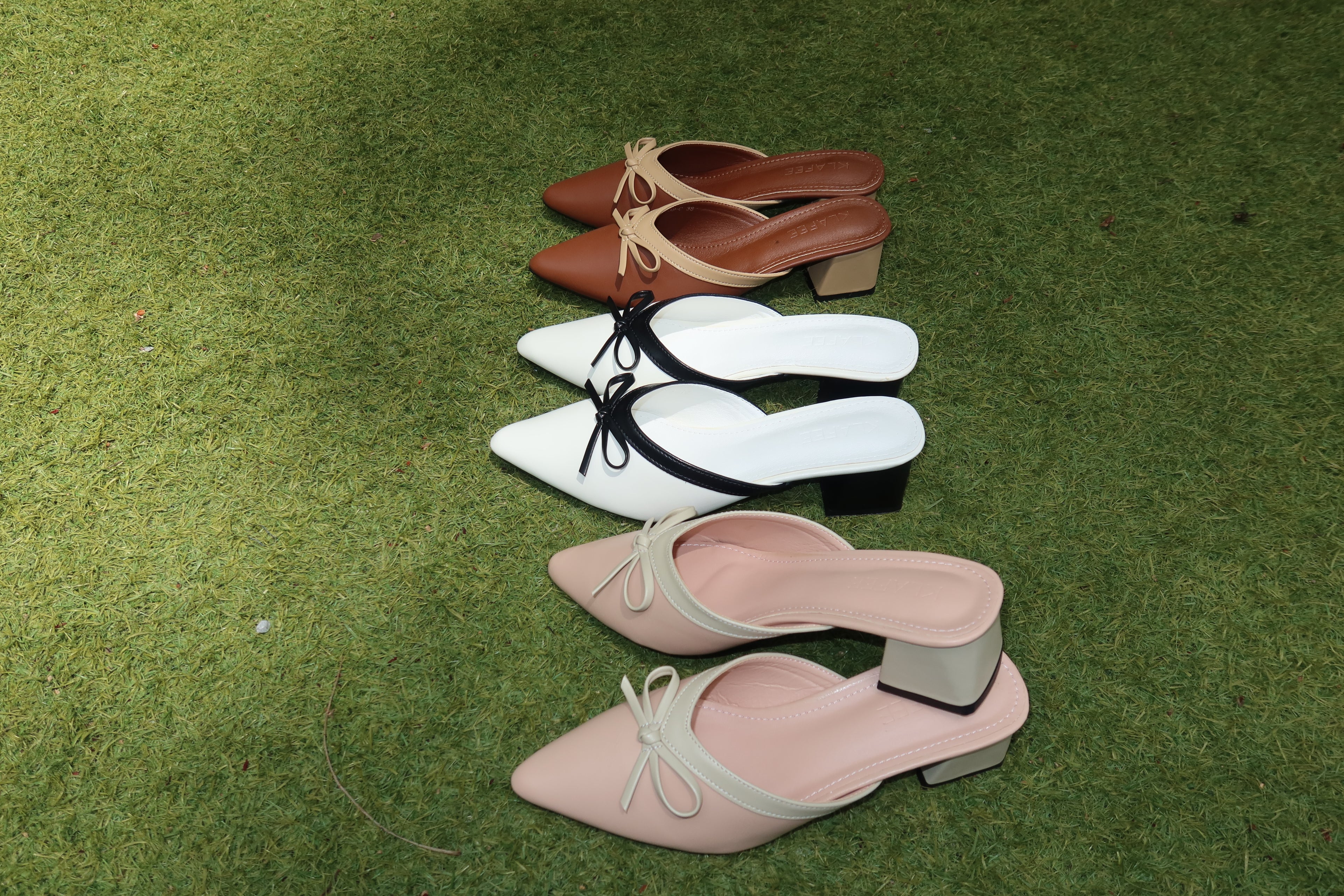 Kelly mules